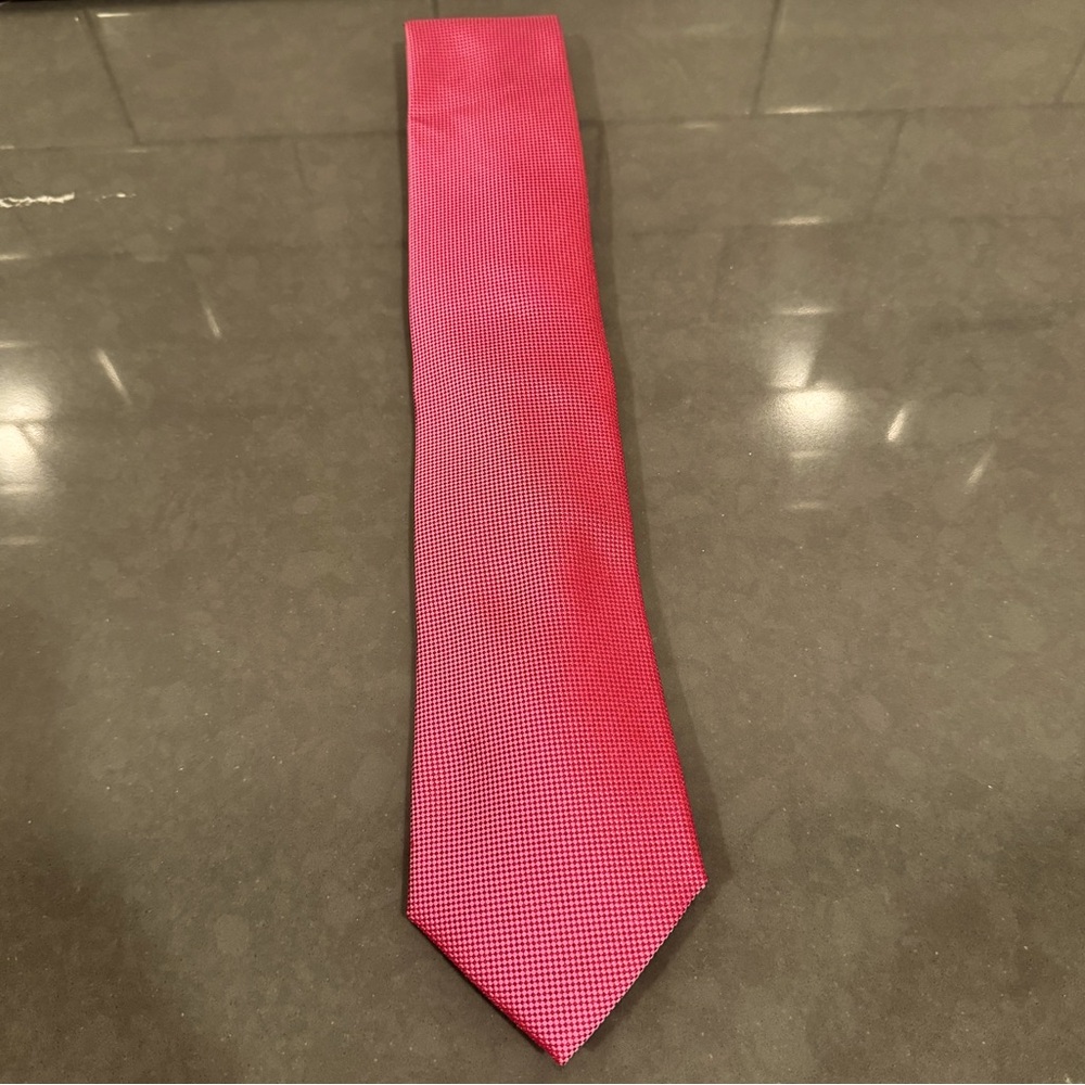 Perry Ellis Portfolio Neck Tie